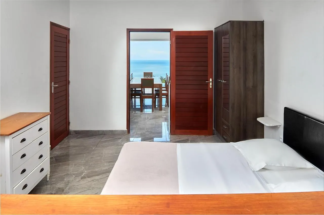 Savane Paille Deshaies Villa