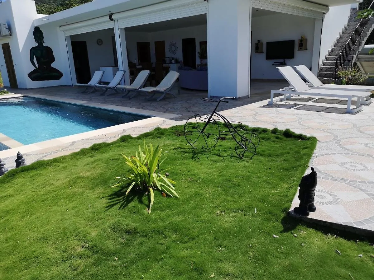 Villa Savane Paille Deshaies